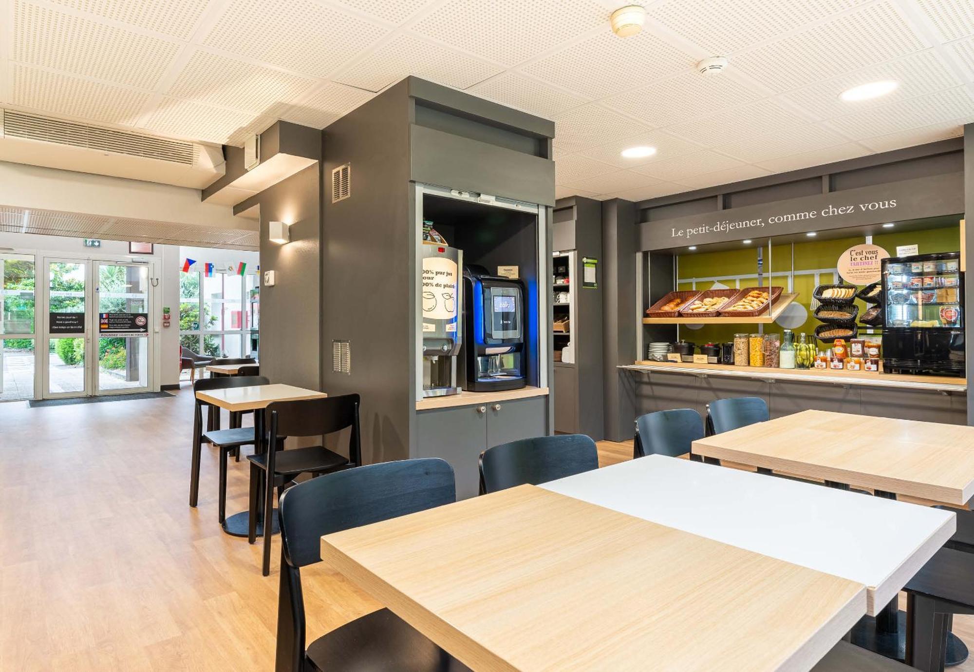 B&B Hotel Nantes Atlantis Le Zenith แซ็ง-เตร์แบล็ง ภายนอก รูปภาพ